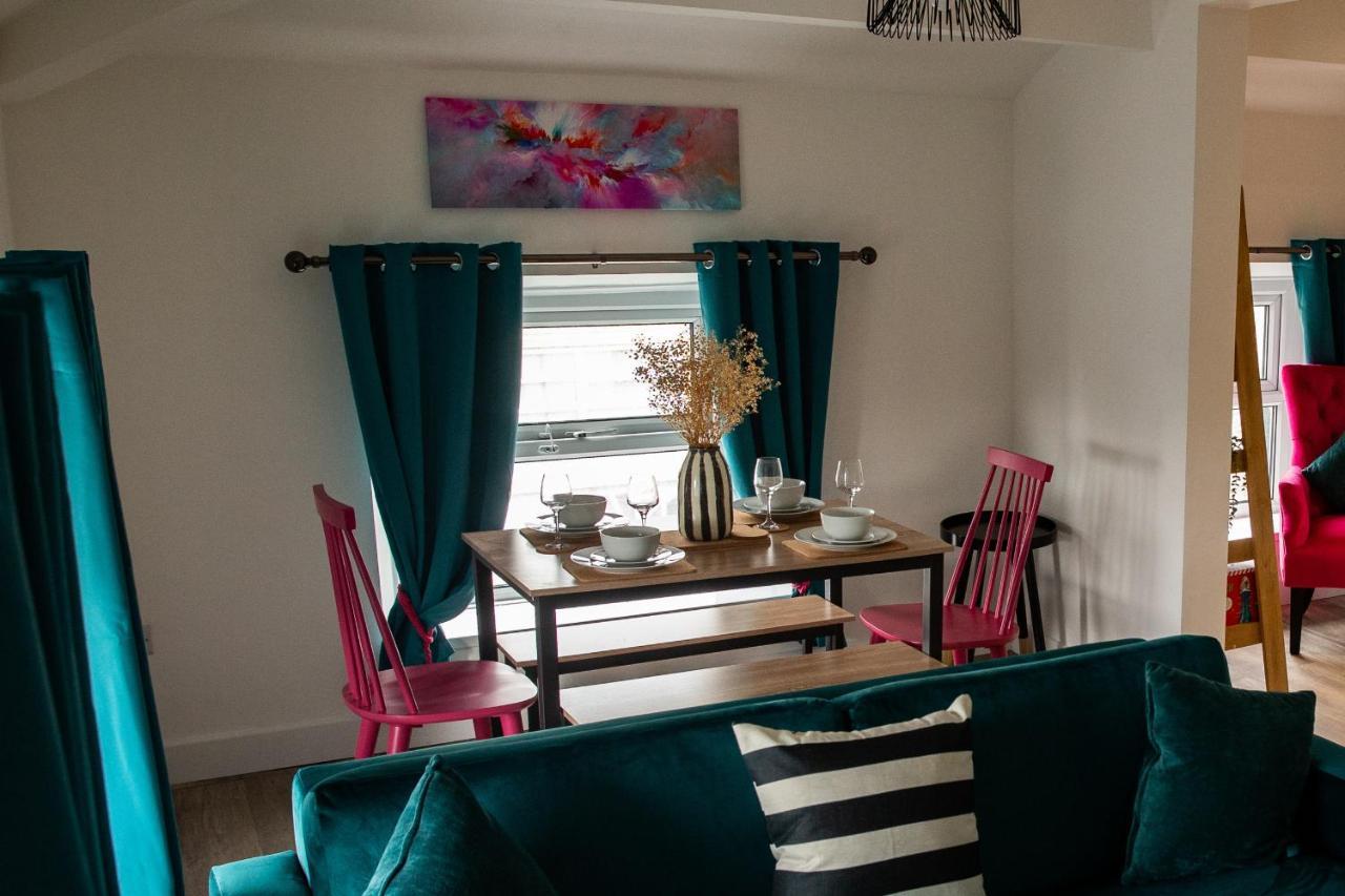 Victoria Street Apartments Моркам Экстерьер фото
