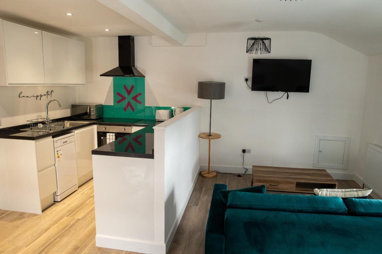 Victoria Street Apartments Моркам Экстерьер фото
